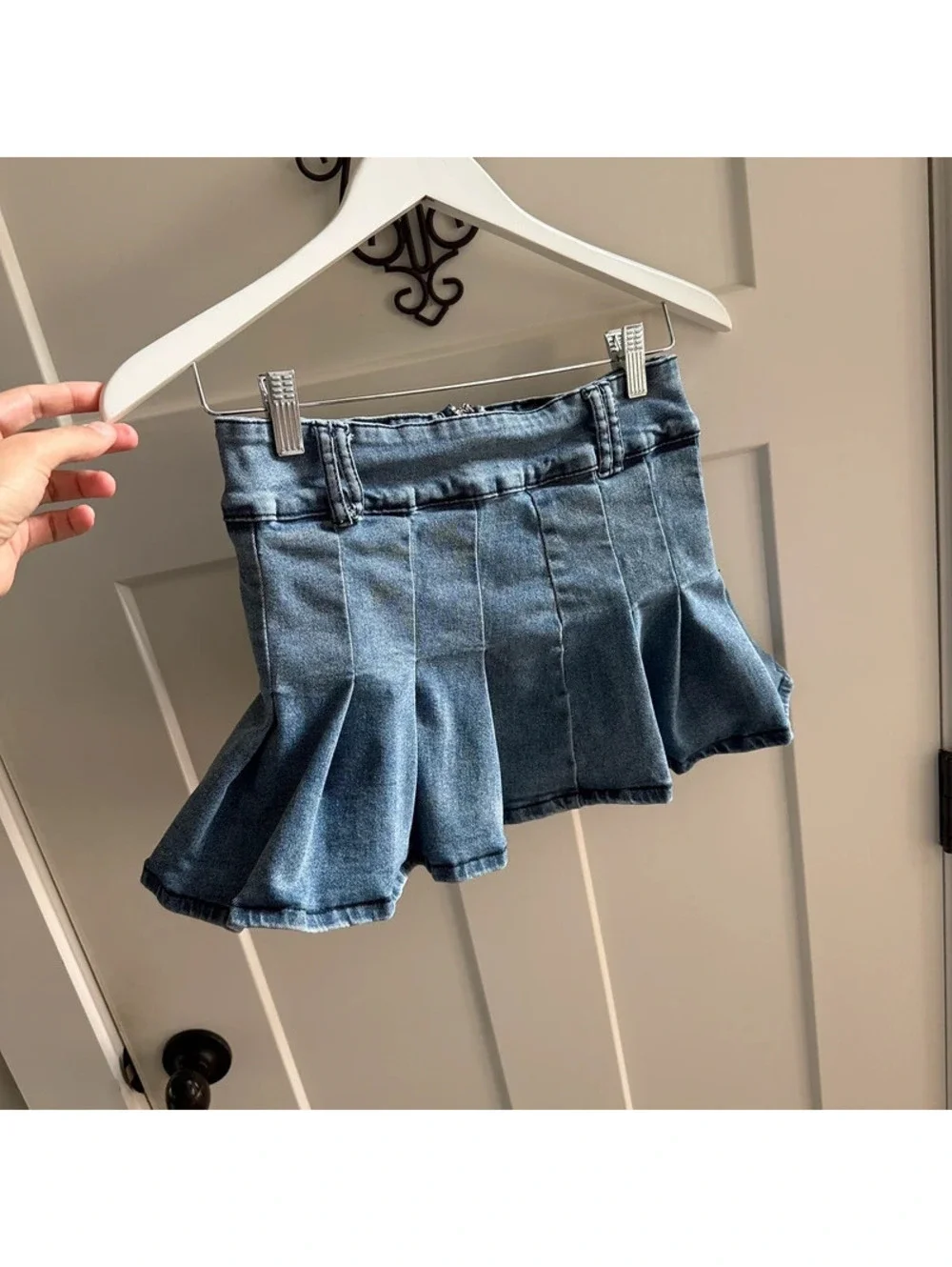 Goodtimes Pleated Denim Mini Skirt Women’s Small Blue Y2K High Waist Flare